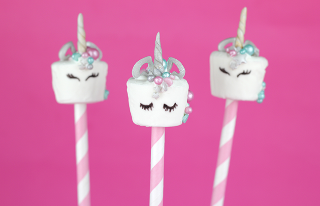 Unicorn-Marshmallow-Pops-1