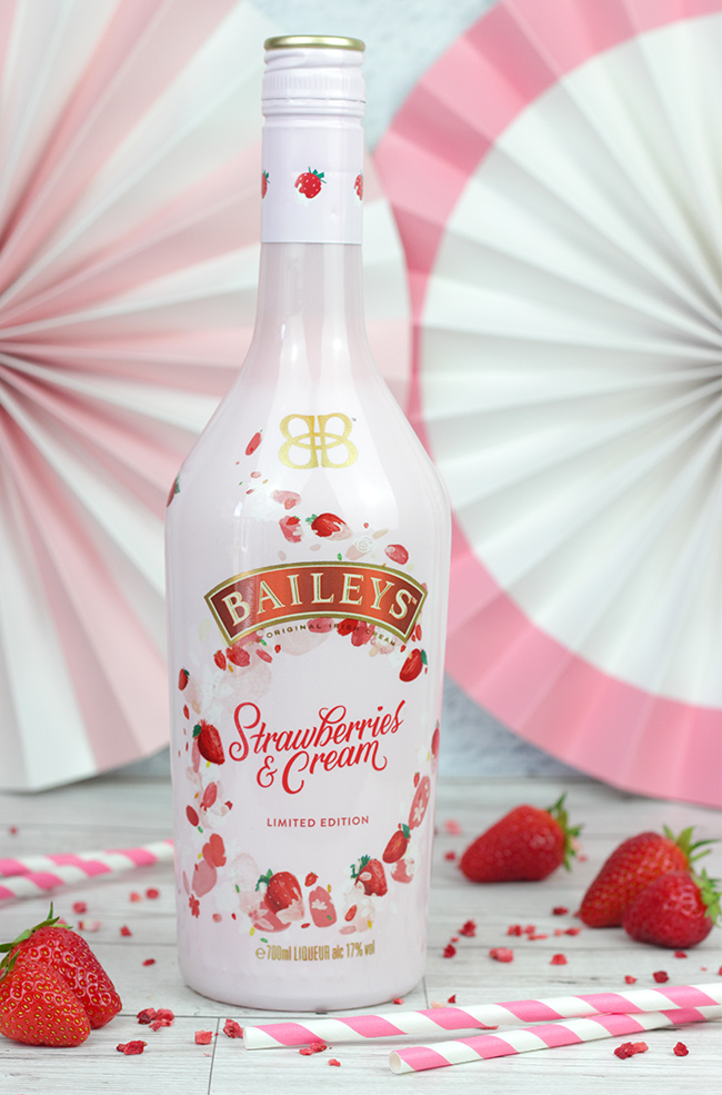 Baileys-Strawberry-&-Cream-2