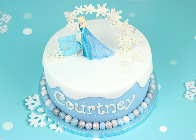 Frozen-Elsa-Cake