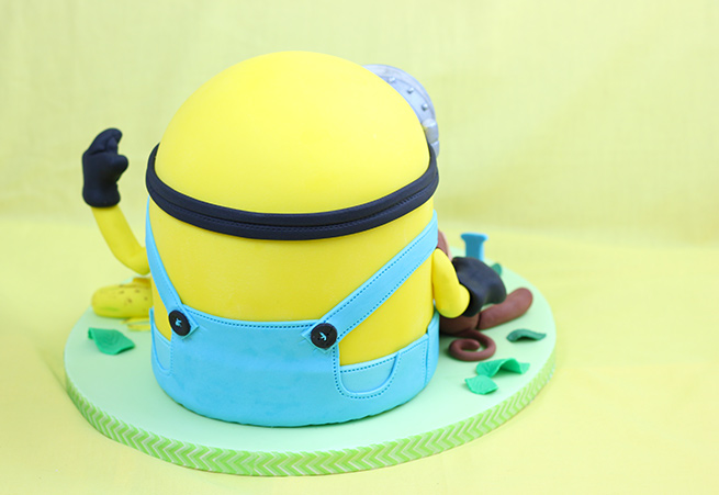 Minion-Bob-Cake-7