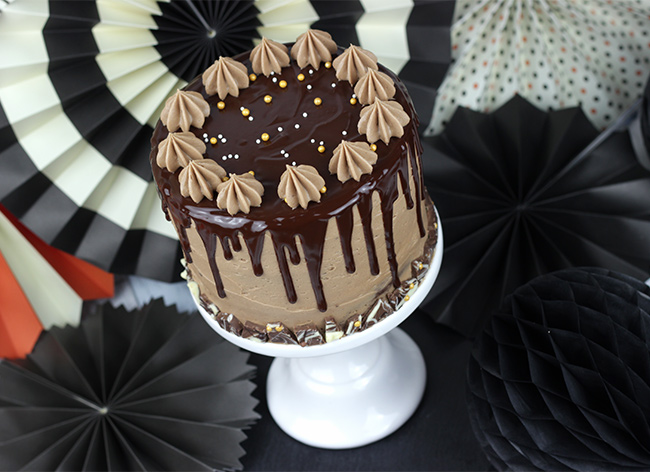 chocolate-cake-show-stopper-22