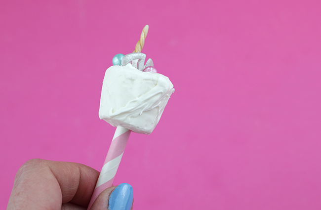 Unicorn-Marshmallow-Pops-3