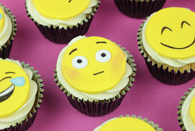 Emoji-Cupcakes-7