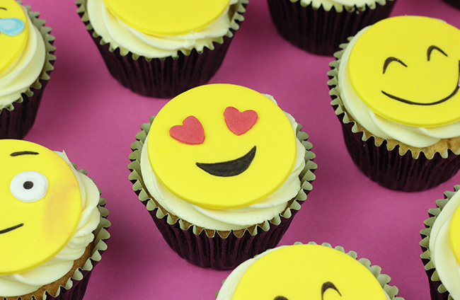 Emoji-Cupcakes-8