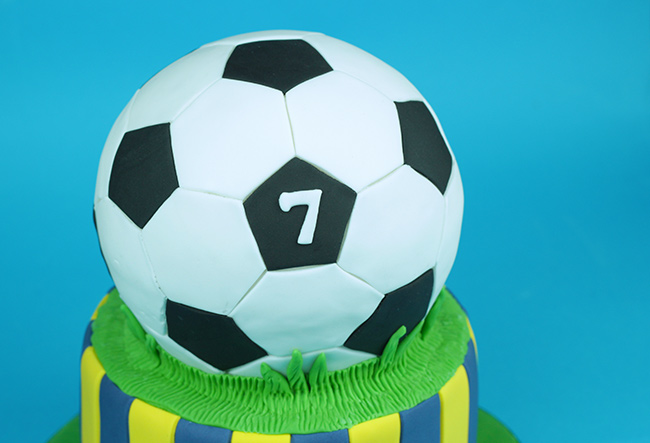 Football-Cake-2