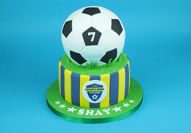 Football-cake-1