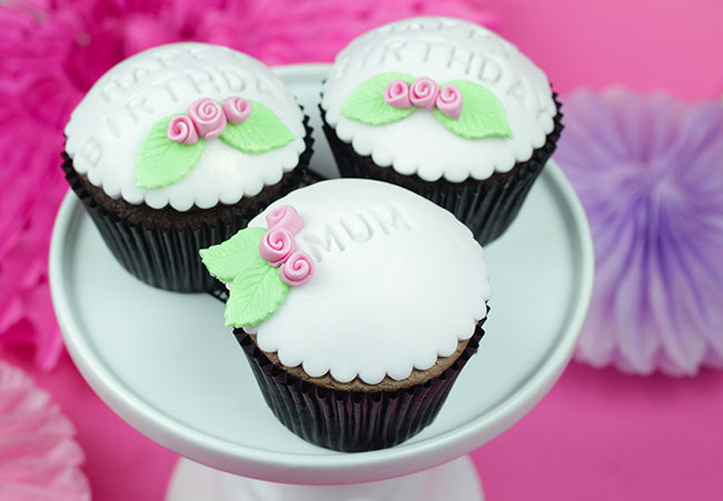 Mum-Happy-Birthday-Cupcakes-4