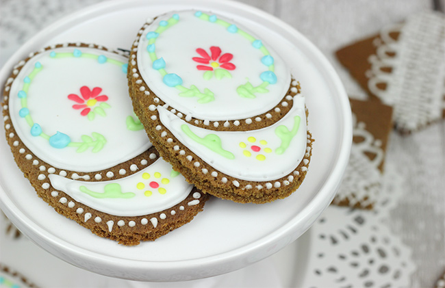 Iced-Ginger-Biscuits-14