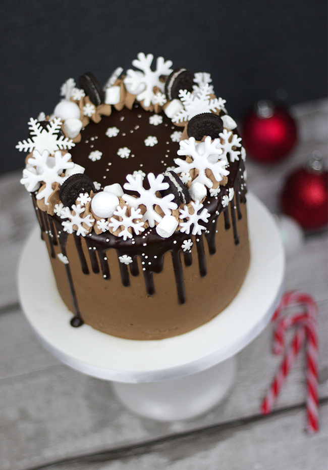 Snowflake-Drip-Cake-2