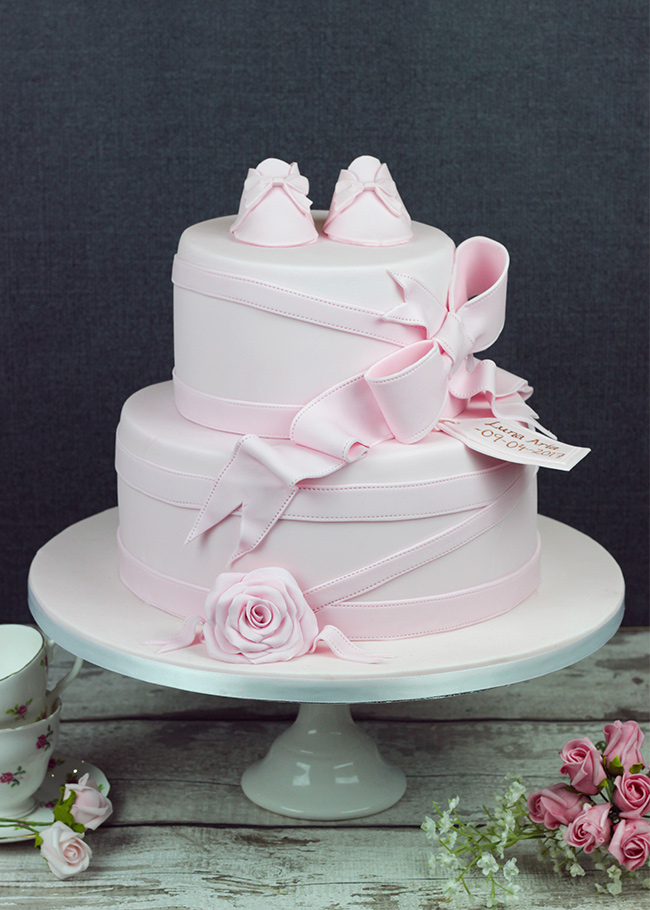 Luna-Aria-Christening-Cake-1