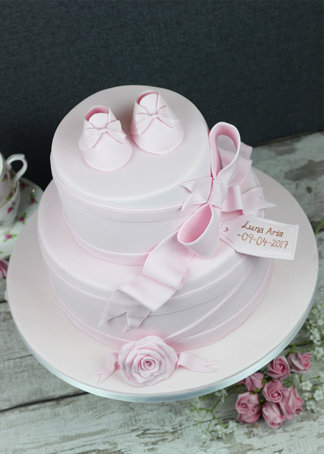 Luna-Aria-Christening-Cake-5