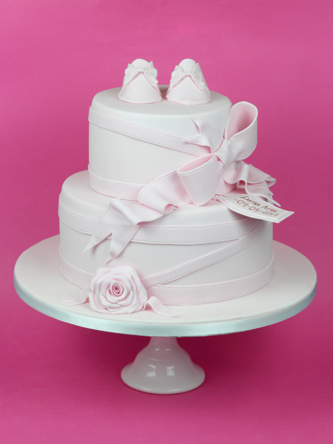 Luna-Aria-Christening-Cake-7