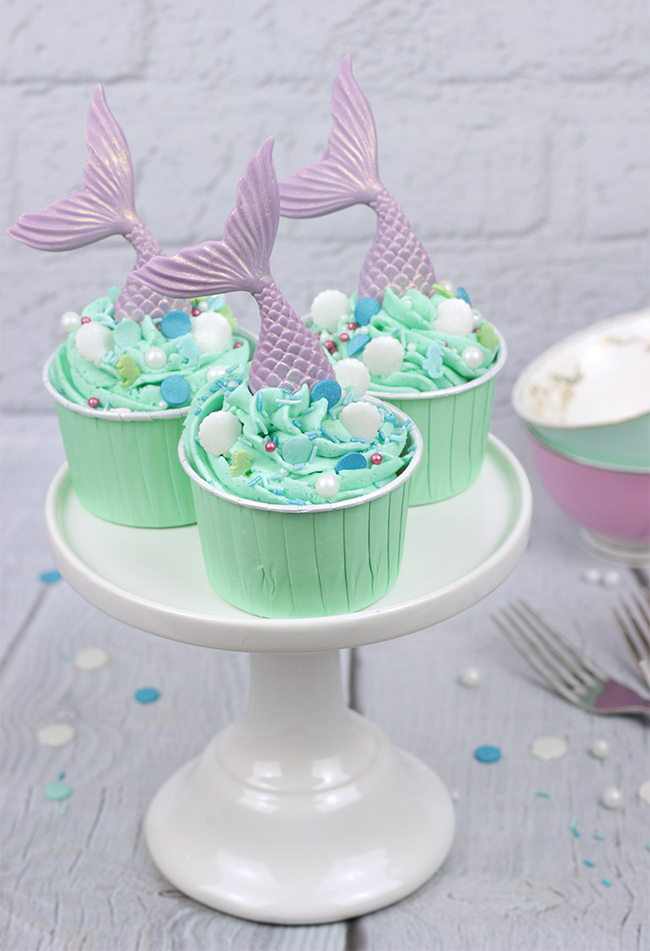 Mermaid-Tail-Cupcakes-3