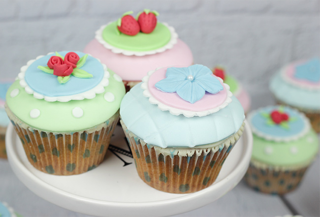 Shabby-Chic-Cupcakes-10