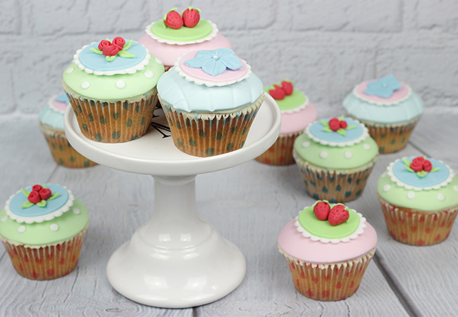 Shabby-Chic-Cupcakes-2