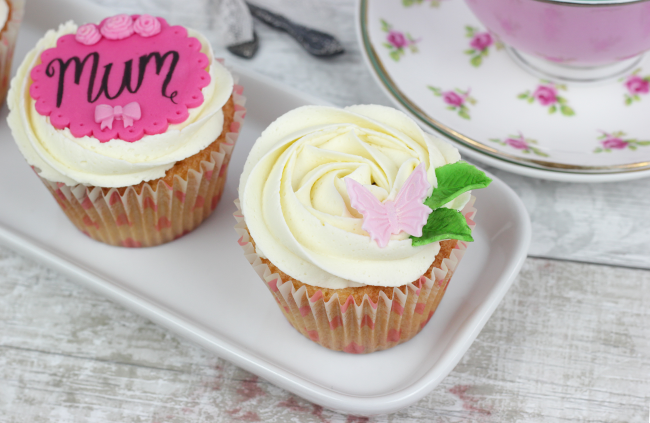 Mum's-Day-Cupcakes-6