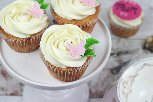 Mum's-Day-Cupcakes-8