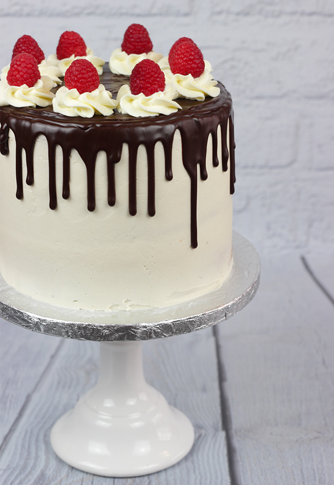 Raspberry-Drip-Cake-2