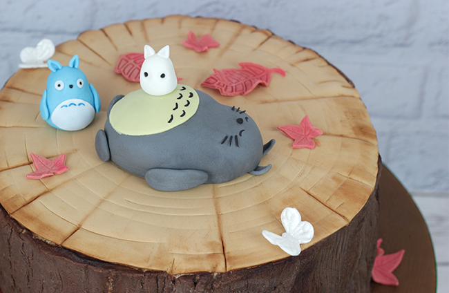 Totoro-Cake-9