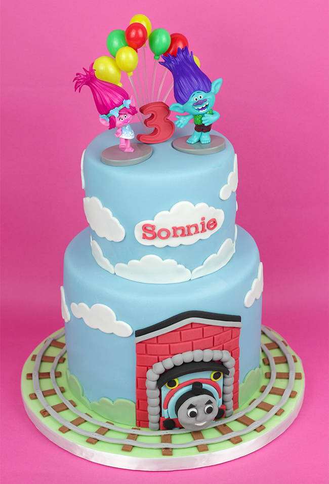 Trolls-&-Thomas-Tank-Cake-3