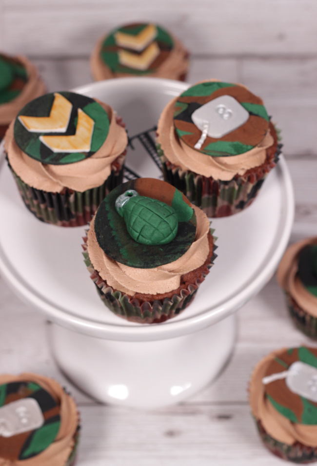 Camo-Cupcakes-2