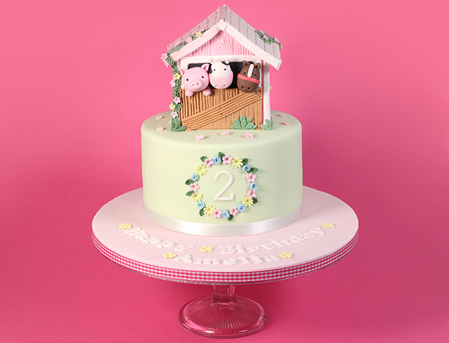 Barn-Farm-Animals-Cake-2