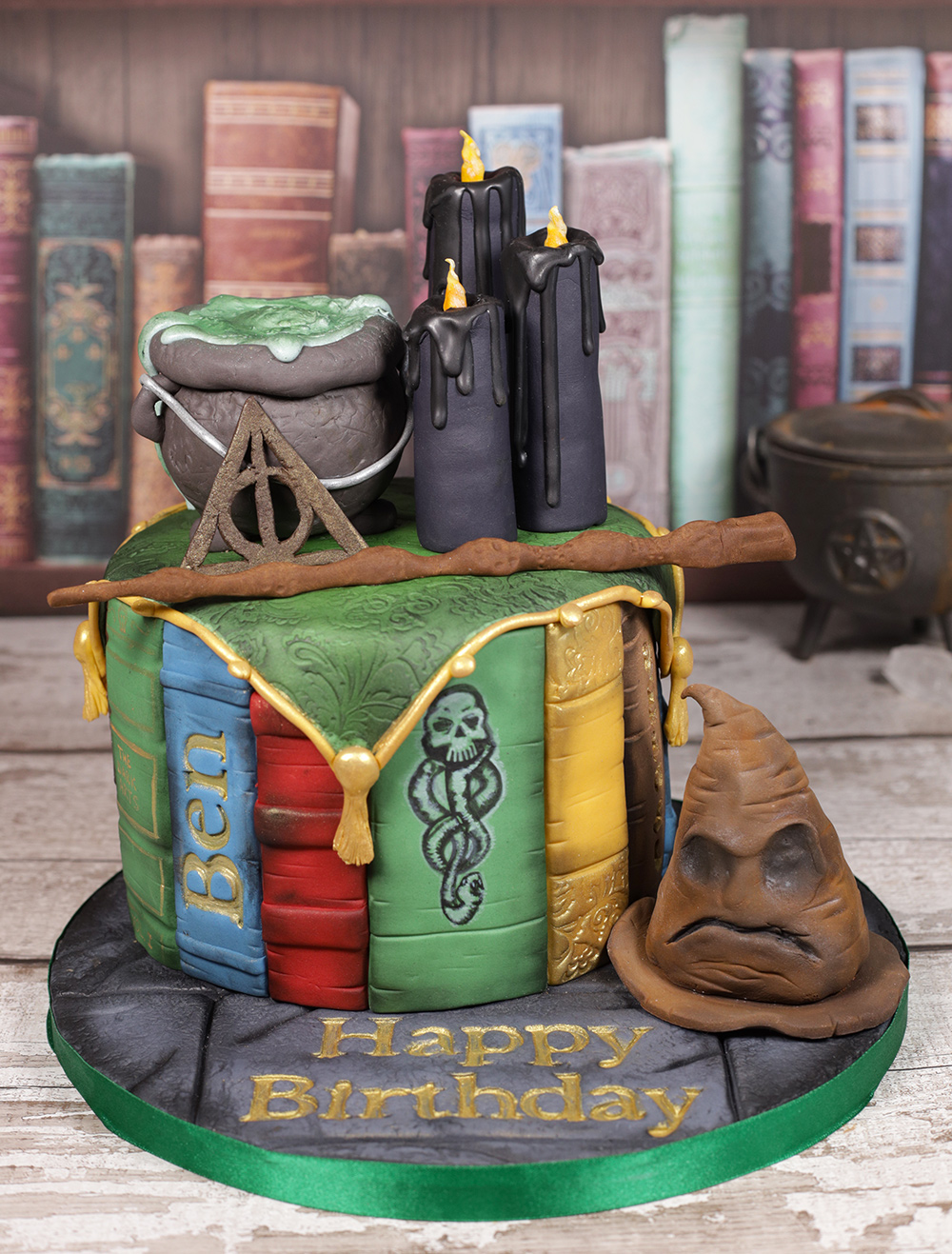 Magical Harry Potter Inspired Cake - Cakey Goodness